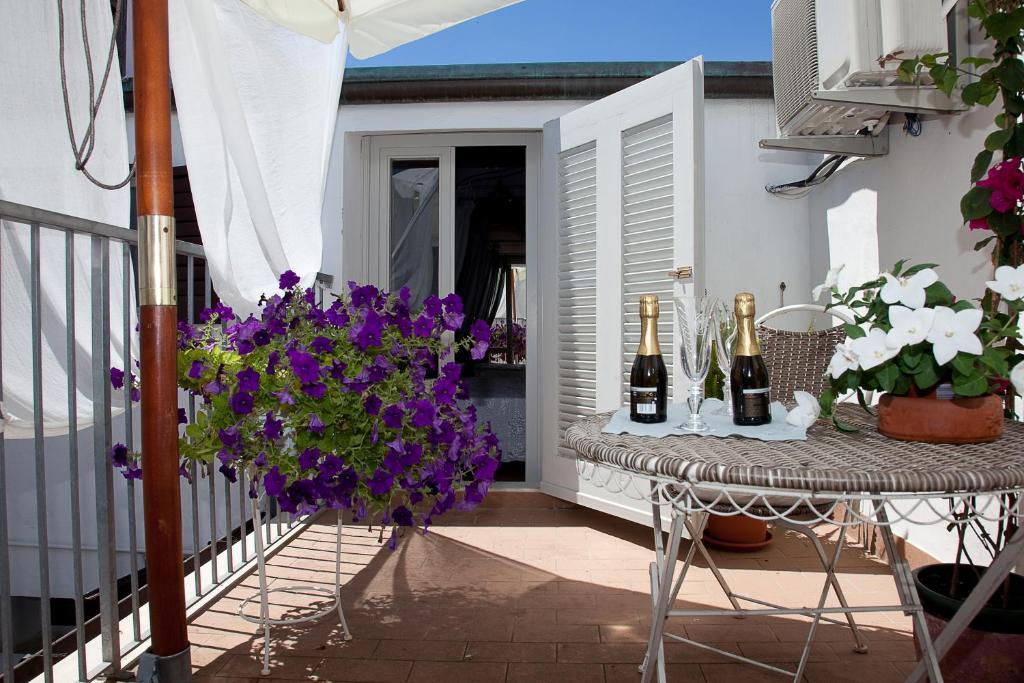 Hotel La Petite Maison Viareggio Oda fotoğraf