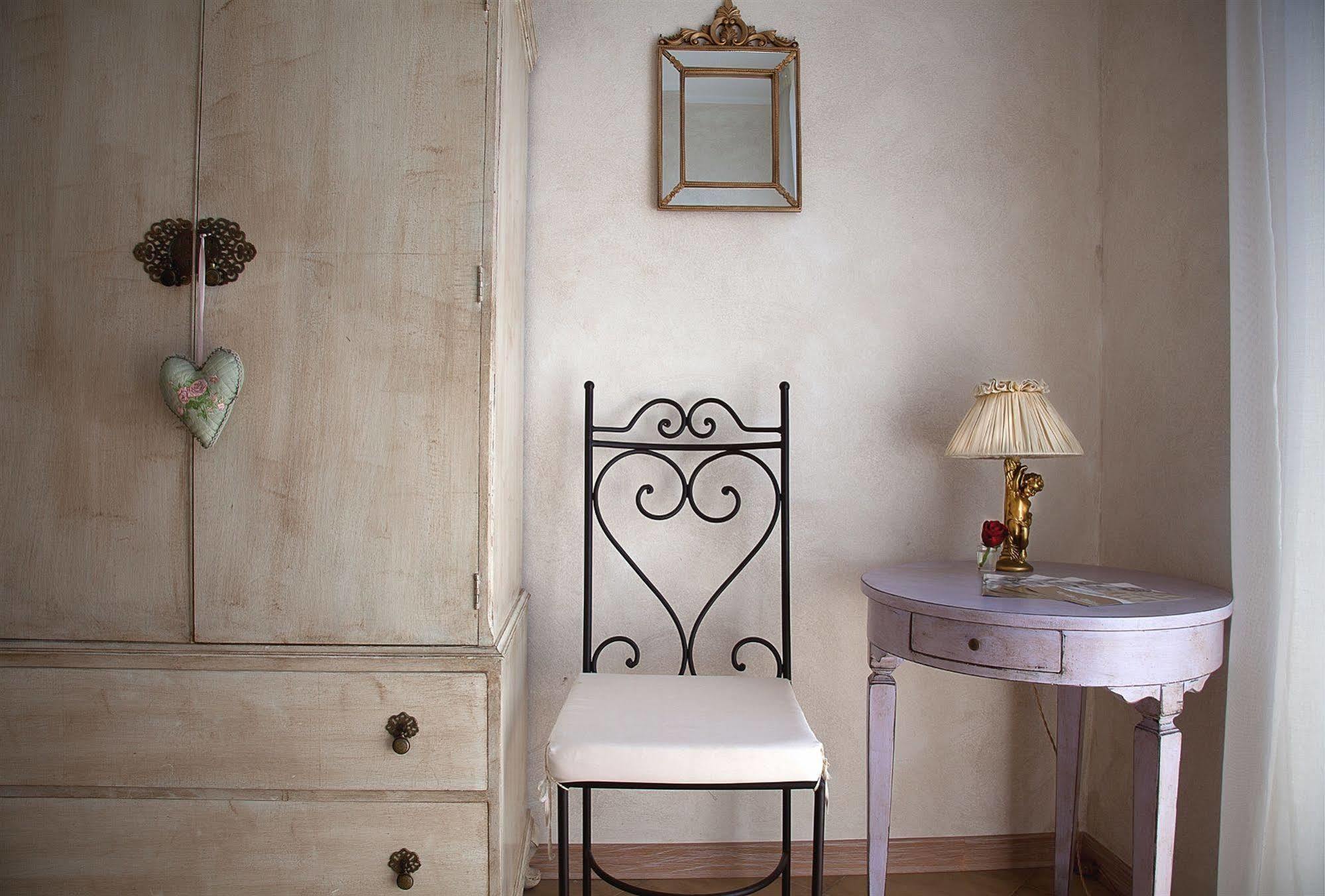 Hotel La Petite Maison Viareggio Dış mekan fotoğraf